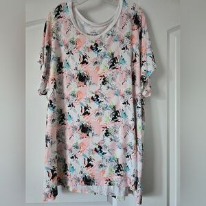 Torrid floral T-shirt size 5X
